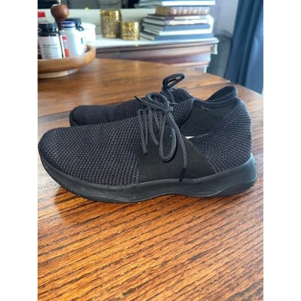Vessi Everyday Classic Shoes Mens 8 Black Waterproof Comfort Athletic Sneakers